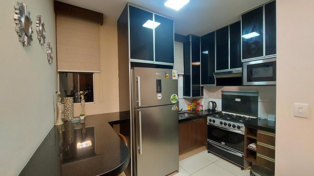 Hermoso Y Unico Apartamento Moderno, En Pleno Centro De Santa Cruz, Con Netflix Wi-Fi De 60 Mb, Estacionamiento Gratis Y Ac En Todos Los Ambientes Santa Cruz de La Sierra Dış mekan fotoğraf
