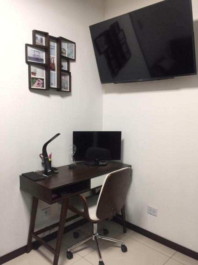 Hermoso Y Unico Apartamento Moderno, En Pleno Centro De Santa Cruz, Con Netflix Wi-Fi De 60 Mb, Estacionamiento Gratis Y Ac En Todos Los Ambientes Santa Cruz de La Sierra Dış mekan fotoğraf