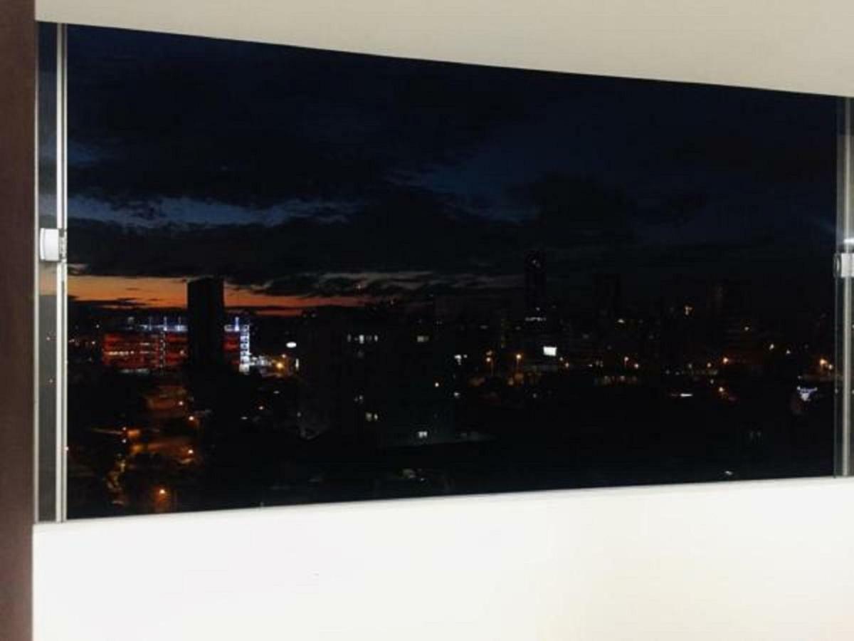 Hermoso Y Unico Apartamento Moderno, En Pleno Centro De Santa Cruz, Con Netflix Wi-Fi De 60 Mb, Estacionamiento Gratis Y Ac En Todos Los Ambientes Santa Cruz de La Sierra Dış mekan fotoğraf